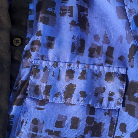 Rock&Republic Blue Sheer Button Up Size 2 - Picture 2 of 3